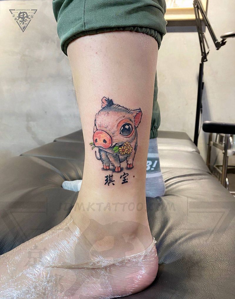 纹身/刺青/猪纹身图片_腿部New School猪生肖属相纹身图案