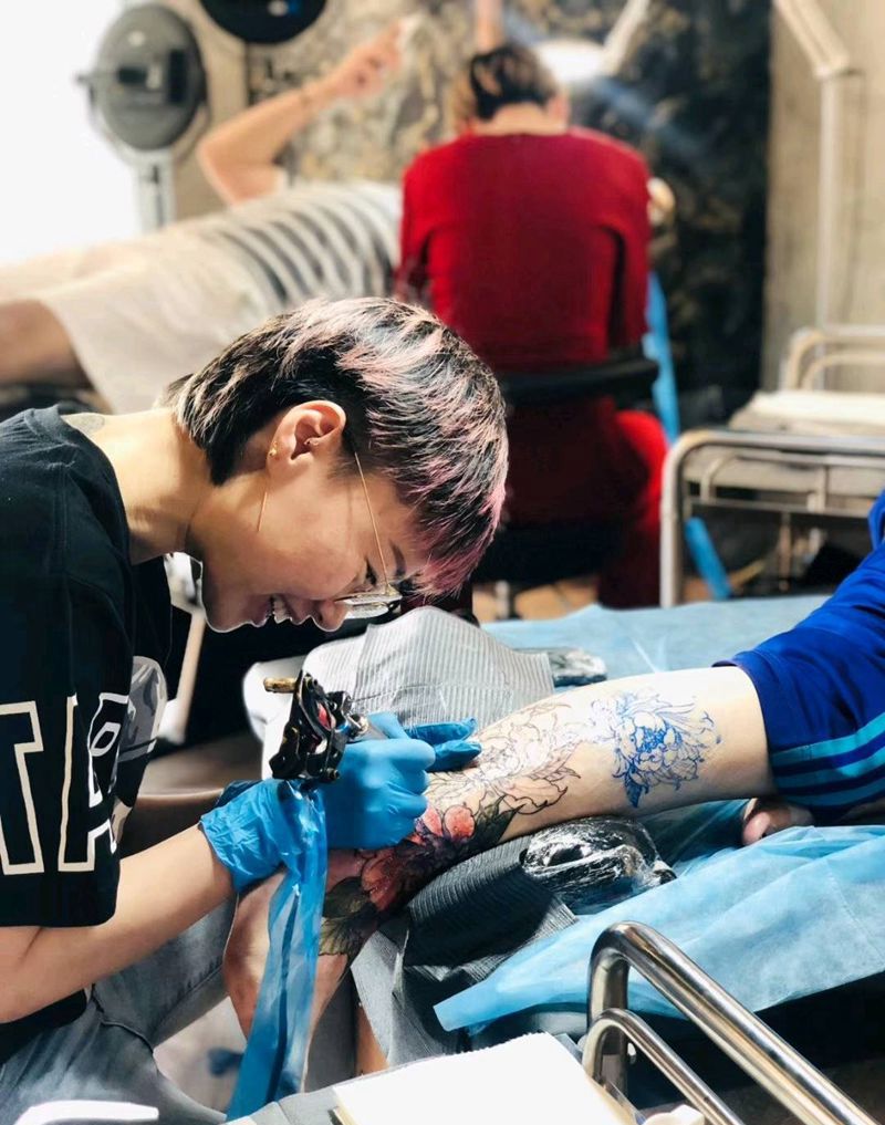 纹身/刺青/疤痕遮盖/纹身遮盖纹身图片_腿部脚部水彩水墨纹身图案