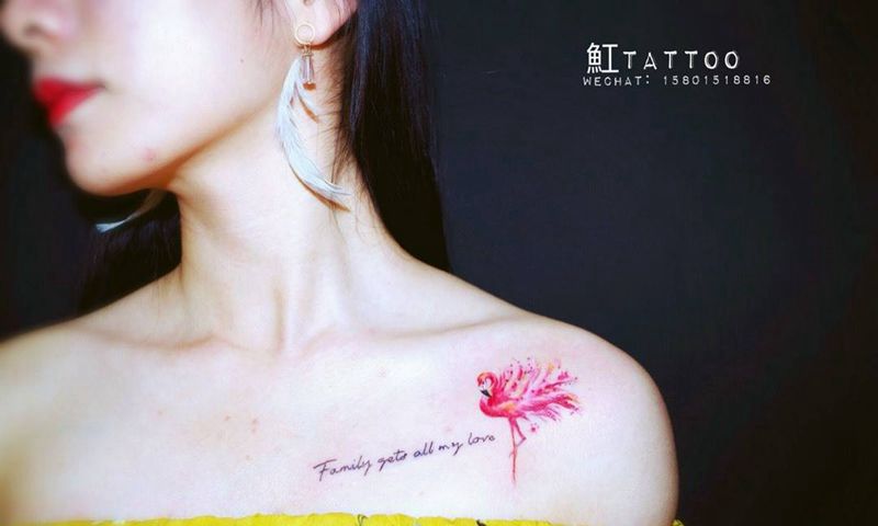 火烈鸟纹身图片_成品肩部清新欧美写实原创动物纹身图案