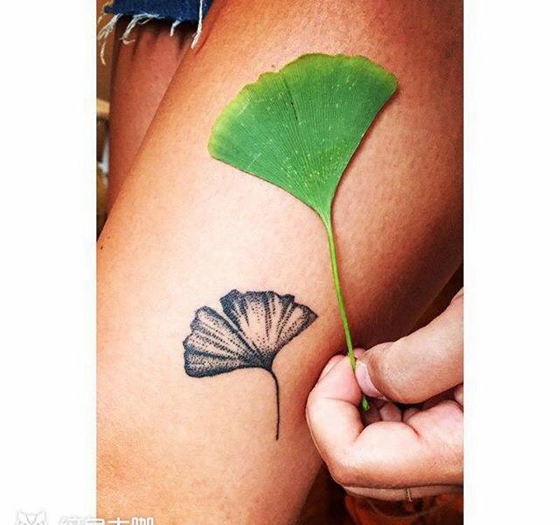 银杏树纹身图片_腿部手臂臀部成品欧美清新植物原创纹身图案