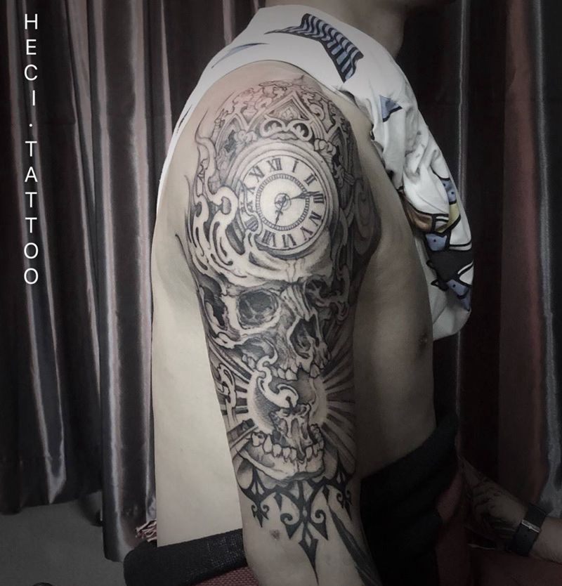 加班纹身图片_手臂纹身图案