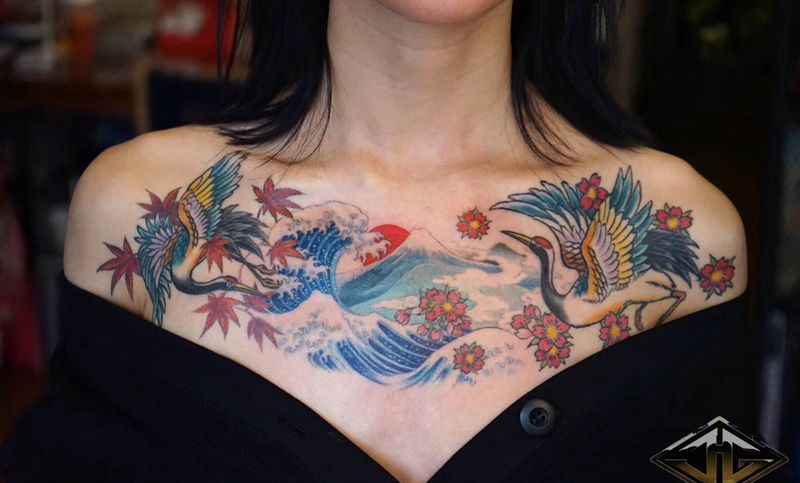 花胸纹身图片_金鬼纹身图案