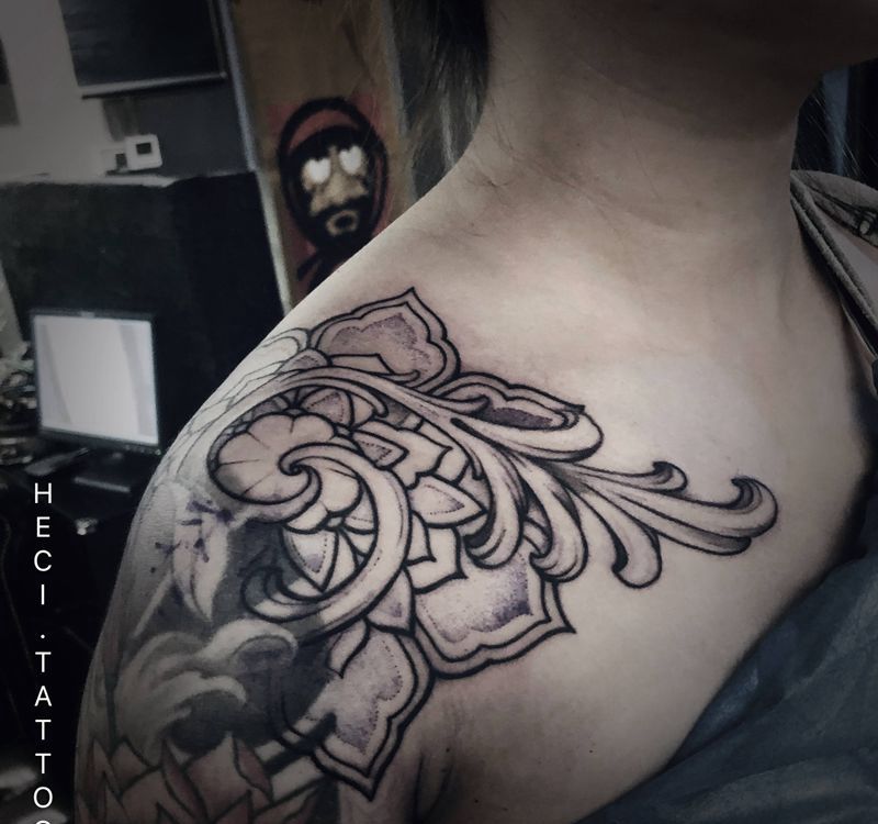 旧图添加纹身图片_肩部图腾点刺纹身图案