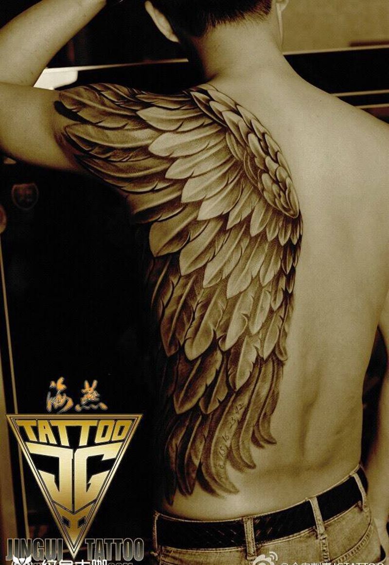 翅膀纹身图片_