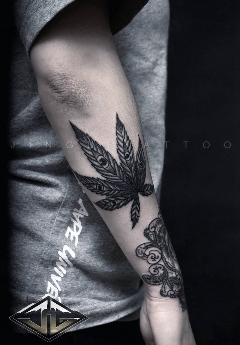 大麻叶纹身图片_