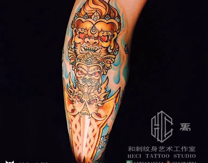降魔杵纹身图片_成品腿部传统宗教降魔杵纹身图案