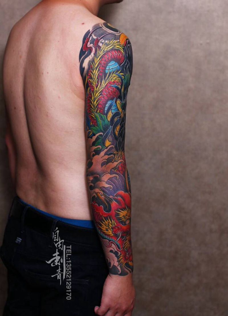 花臂龙纹身图片_