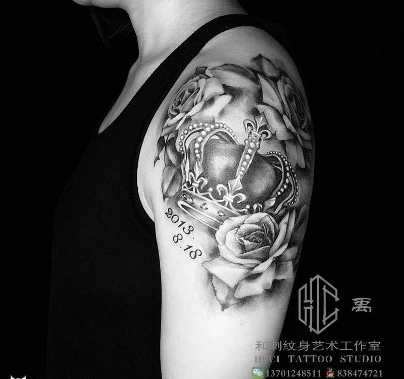 花纹身图片_成品手臂欧美植物花皇冠纹身图案