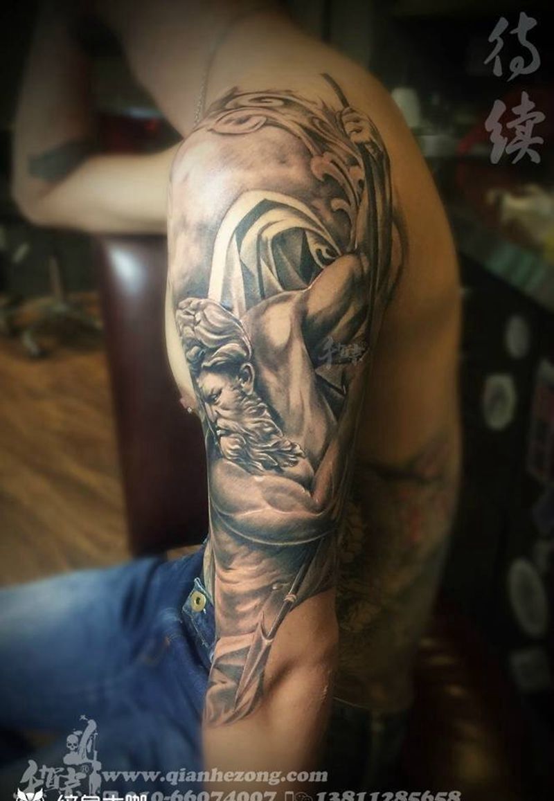 千贺宗谢天作品纹身图片_欧美颈部肩部成品人物鬼神原创肖像纹身图案