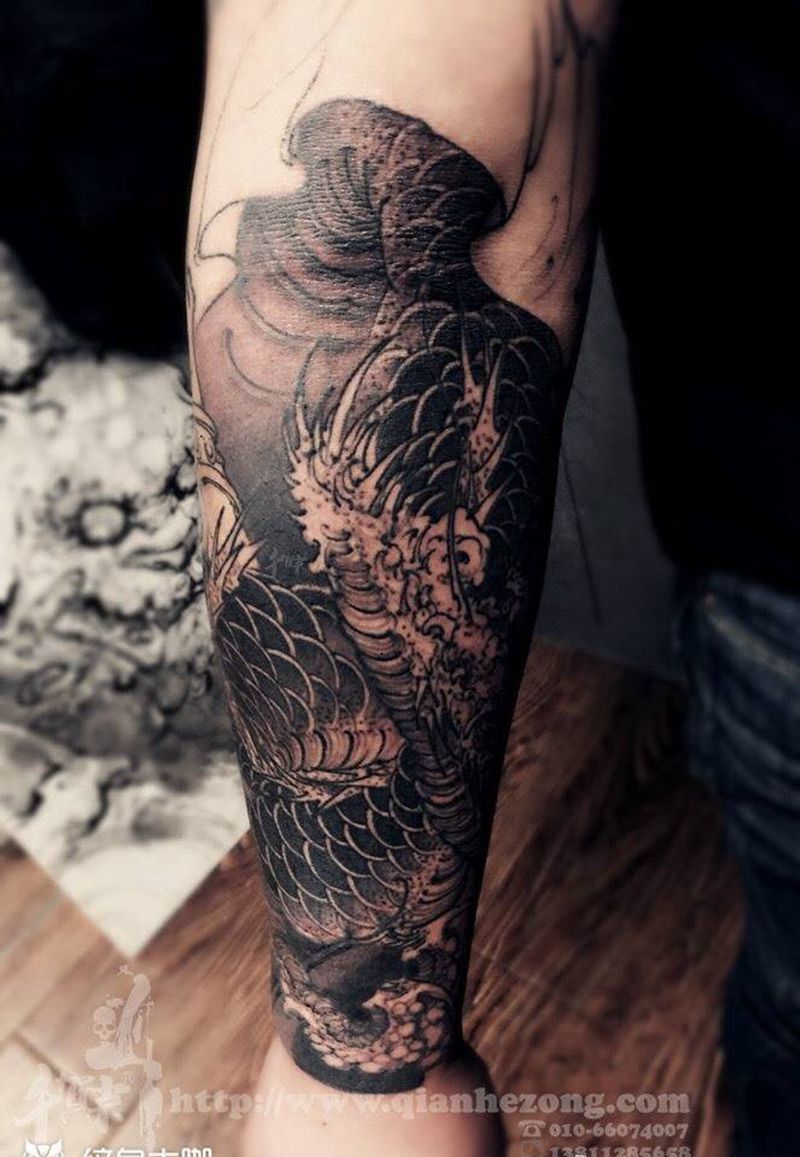 整臂局部。约么纹身图片_手臂成品传统清新欧美鬼神人物原创动物纹身图案