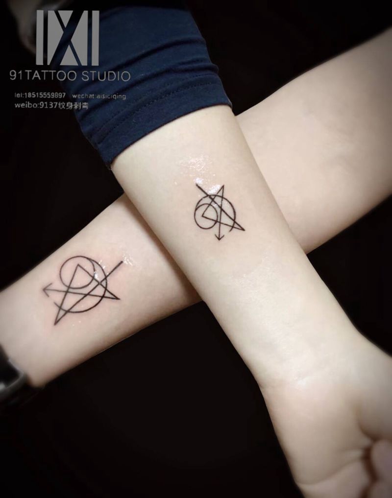 复仇者联盟纹身图片_手臂几何纹身图案