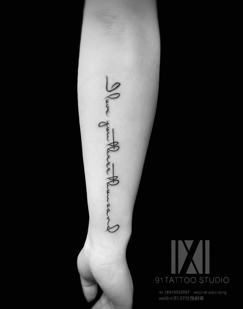 字母纹身图片_手臂字母纹身图案