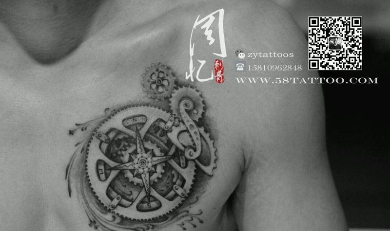 机械指南针纹身图片_