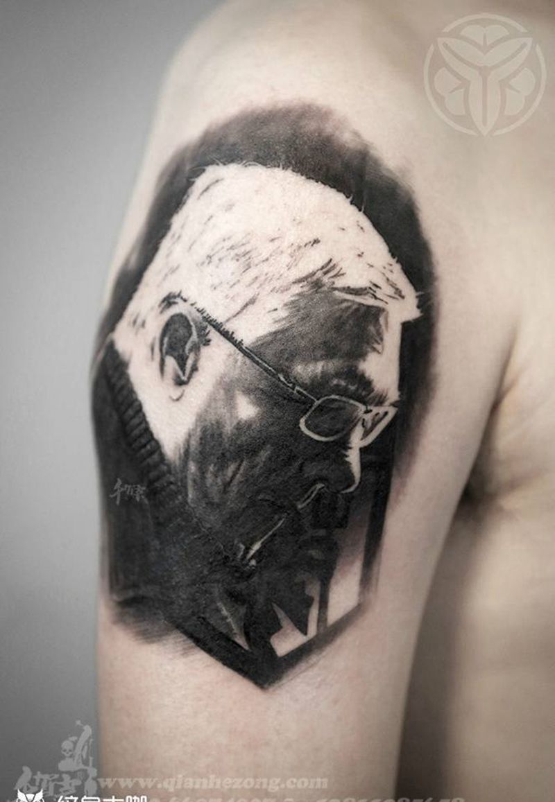 肖像纹身图片_人物原创肖像颈部肩部手臂成品手稿插画纹身图案