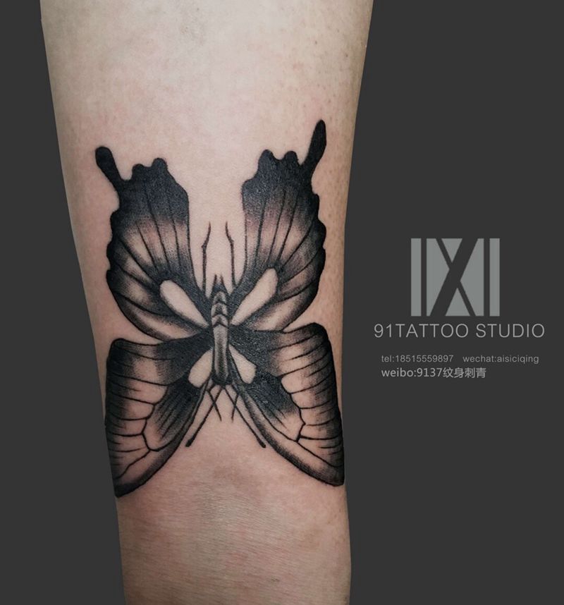 蝴蝶《原创》纹身图片_手臂图腾纹身图案