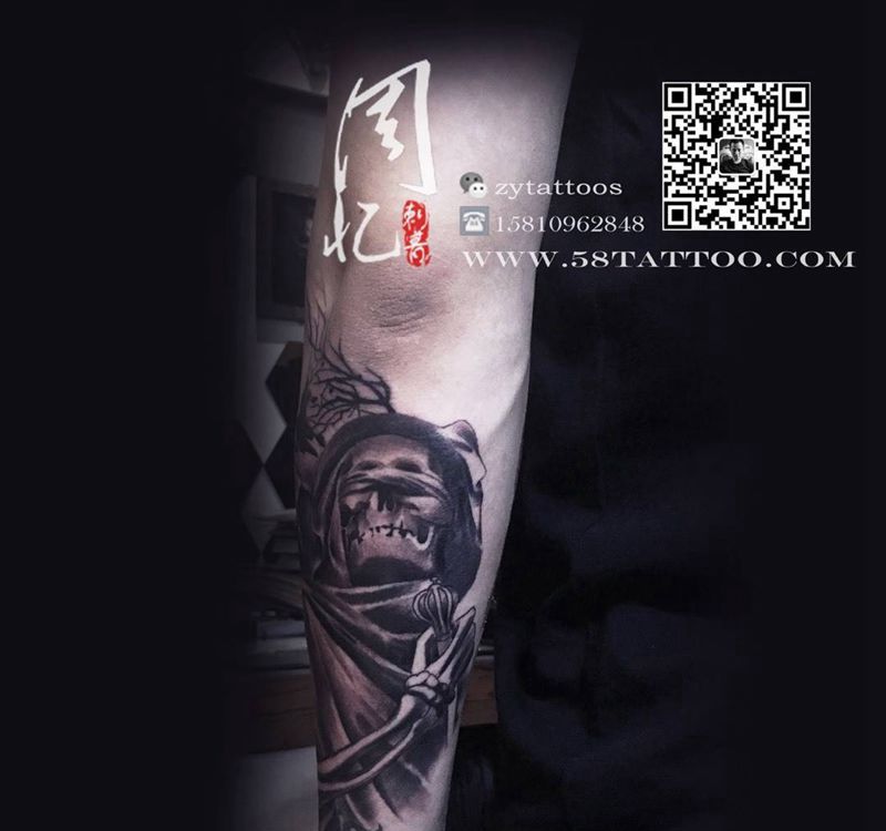 小臂欧美抽象风格纹身图片_