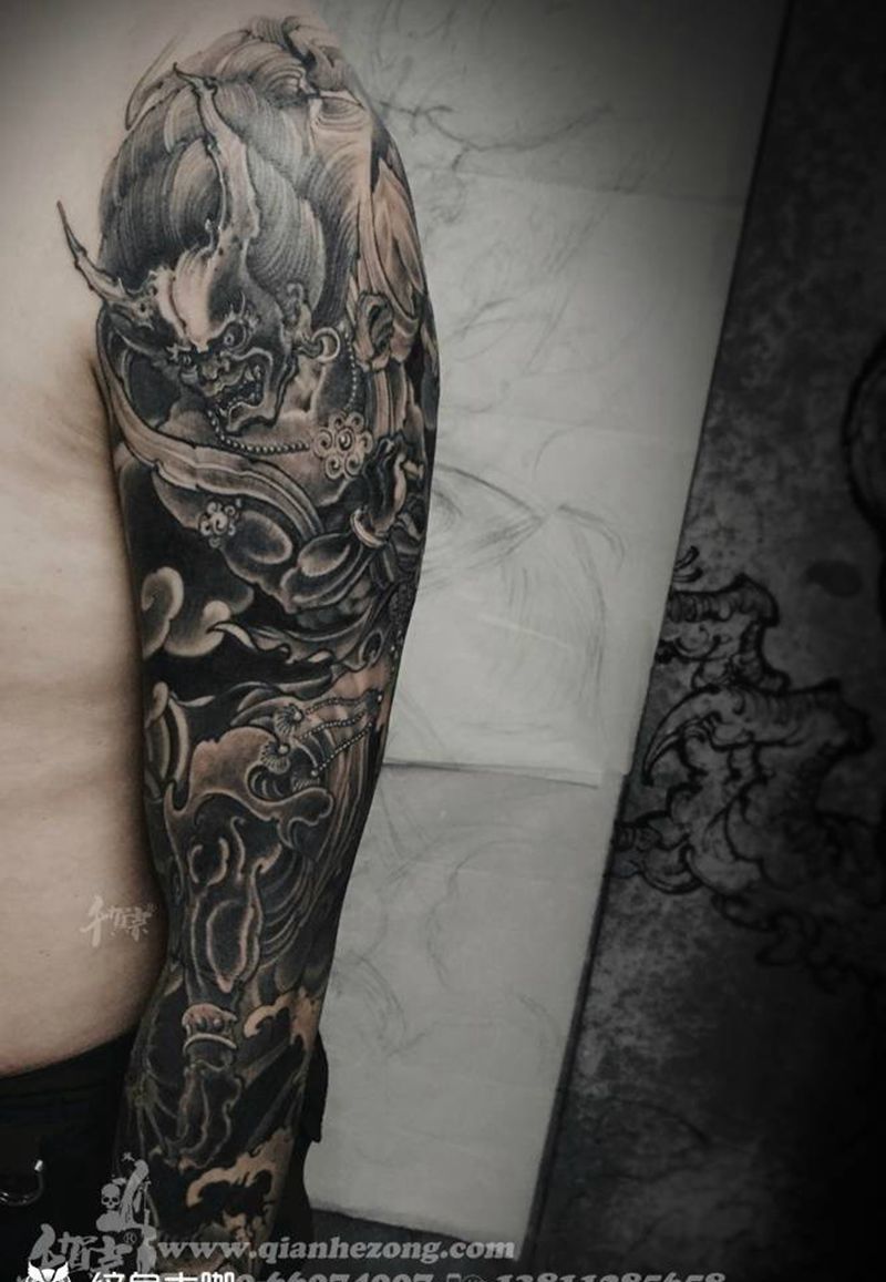 雷神纹身图片_国画传统手臂手部成品手稿插画鬼神原创动物纹身图案