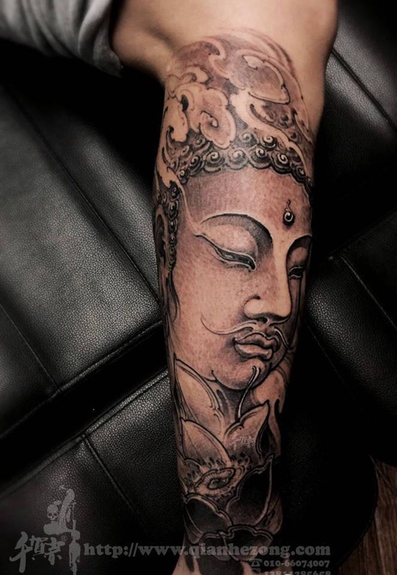 佛纹身图片_腿部脚部成品清新传统国画写实人物鬼神原创纹身图案