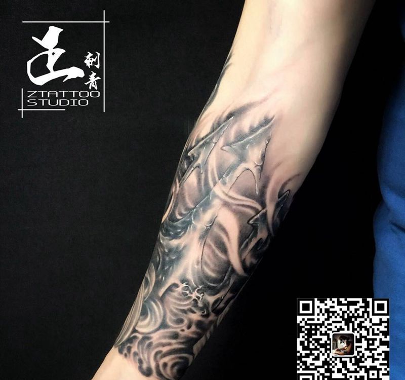 欧美叉叉纹身图片_