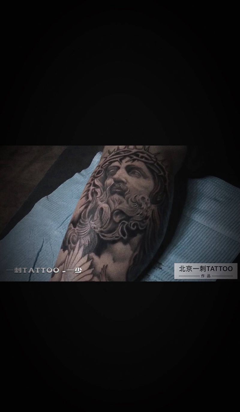 耶稣纹身图片_