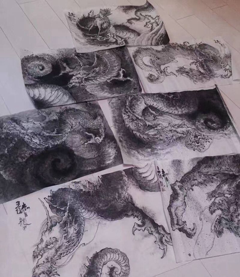 王位的假期纹身图片_手部手稿成品插画原创动物传统国画肩部背部纹身图案