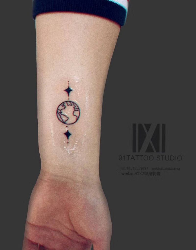 小情绪纹身图片_手臂胸部几何清新纹身图案