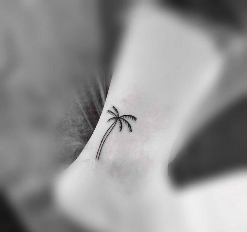 椰子树纹身图片_腿部小清新纹身图案