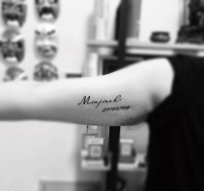 字母纹身图片_成品清新纹身图案