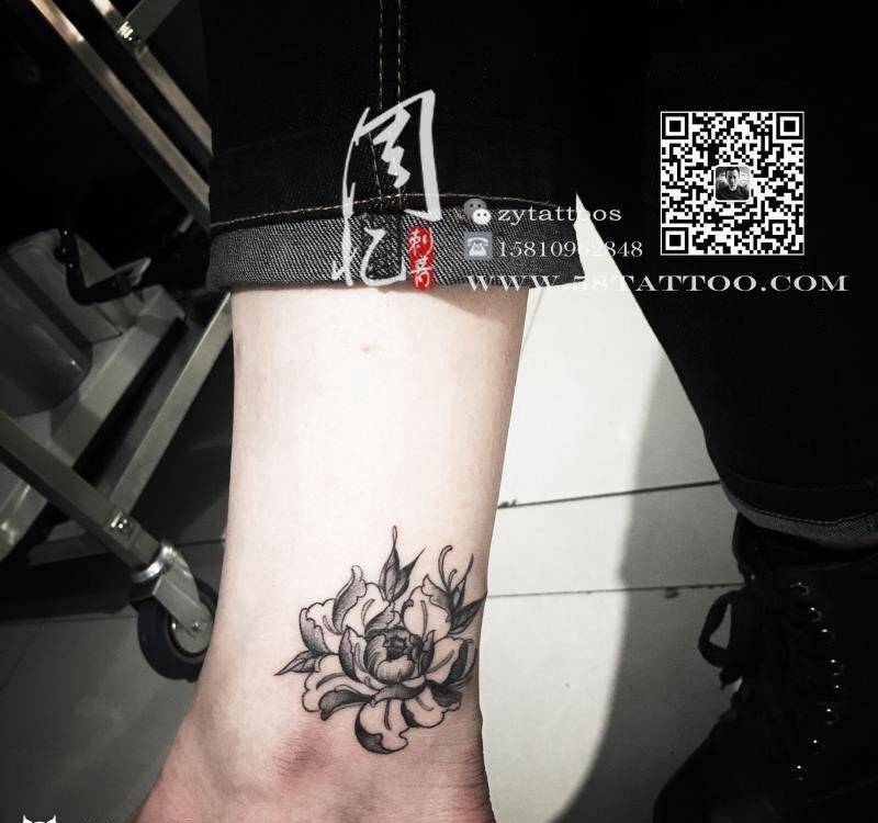 脚踝芍药花纹身图片_