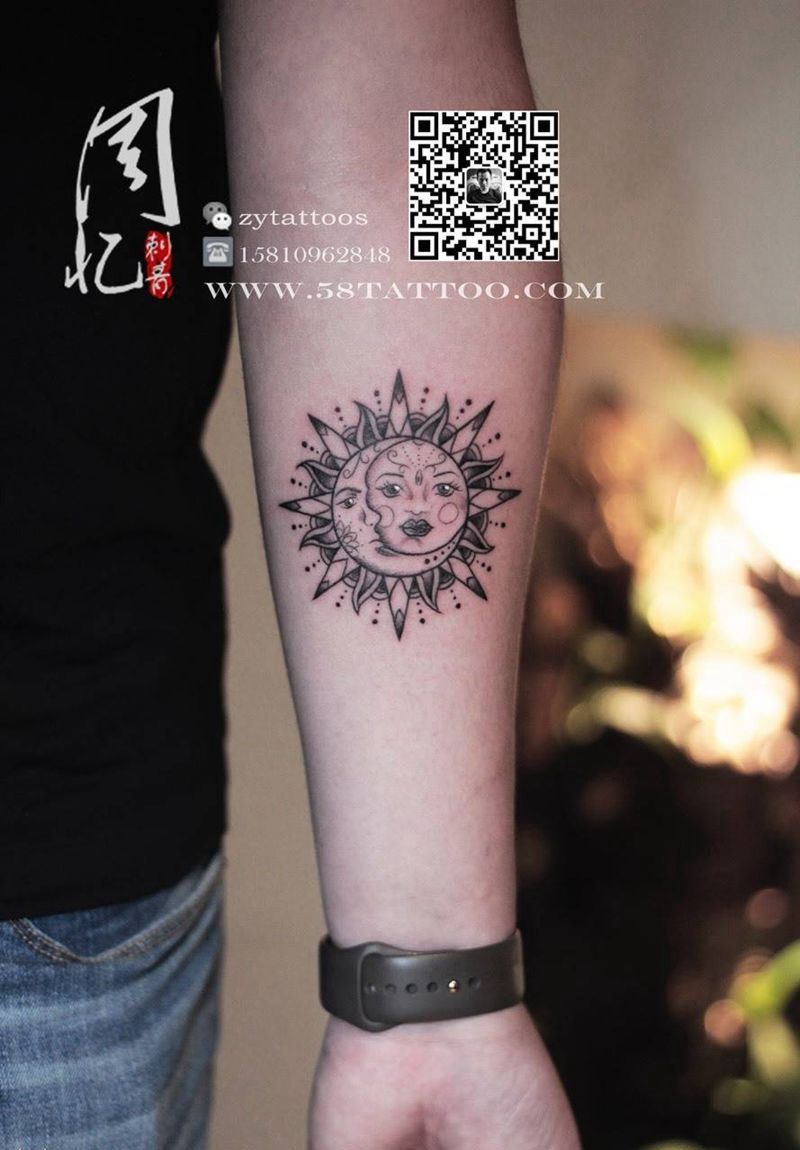 小臂内侧太阳纹身图片_