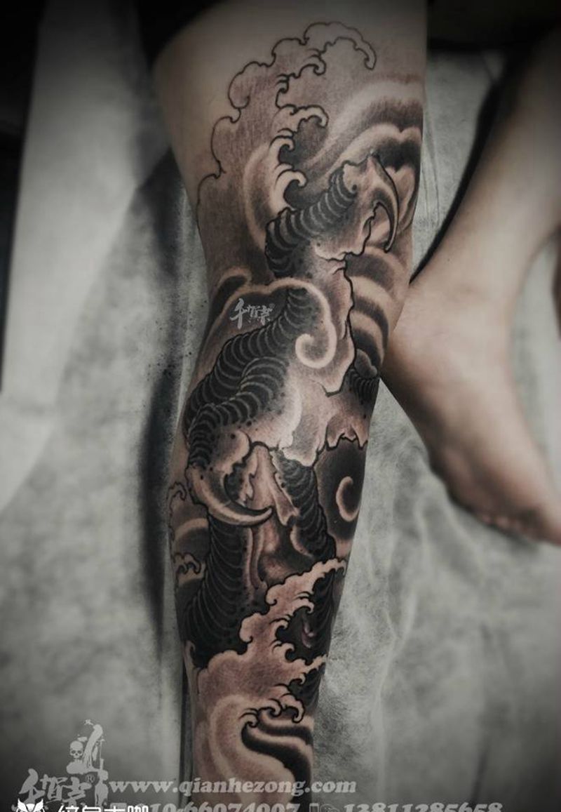 爪纹身图片_传统写实动物鬼神宗教原创腿部脚部成品手稿纹身图案