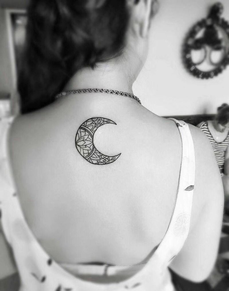 月亮纹身图片_