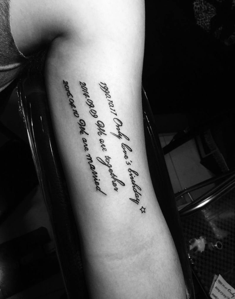 近期作品关于纪念日纹身图片_手部清新字符纹身图案