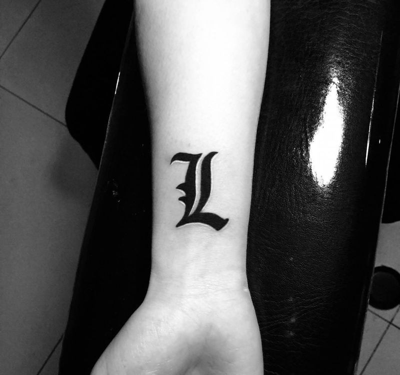 今日作品小图L纹身图片_字符手臂清新纹身图案