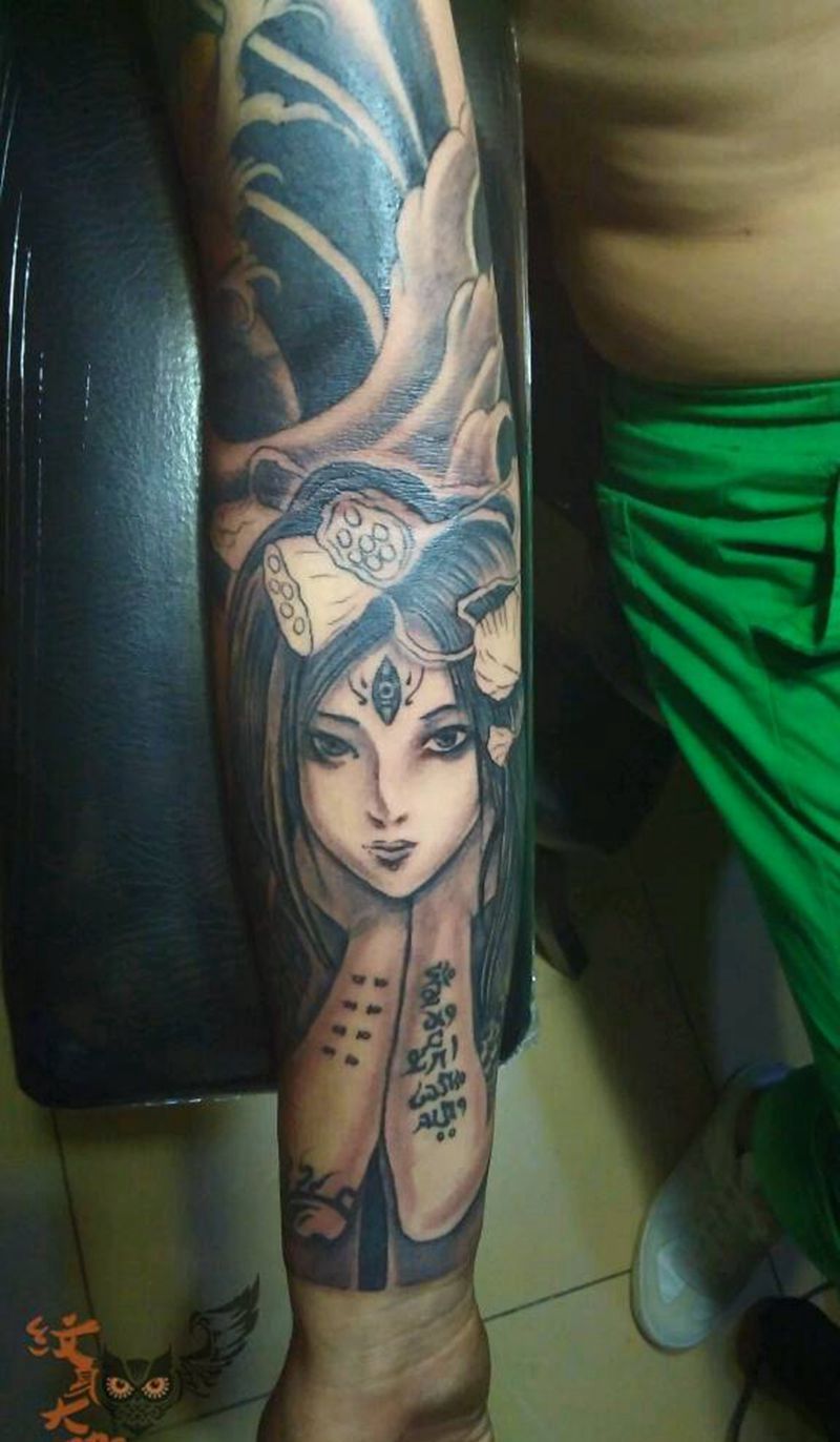 接花臂未完待续！纹身图片_手臂传统人物纹身图案