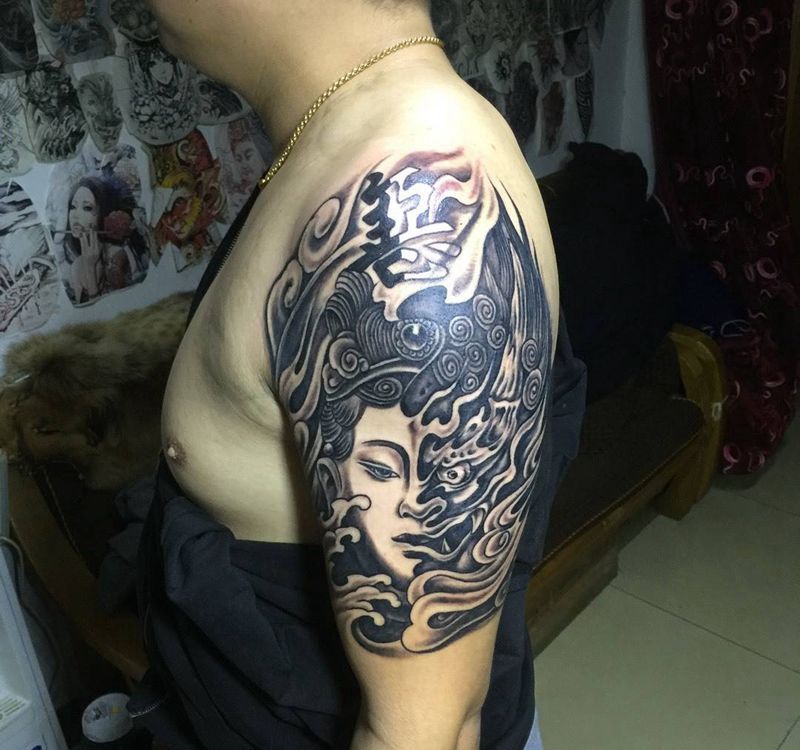 今日工作一念之间完成！纹身图片_成品手臂传统人物宗教鬼神纹身图案