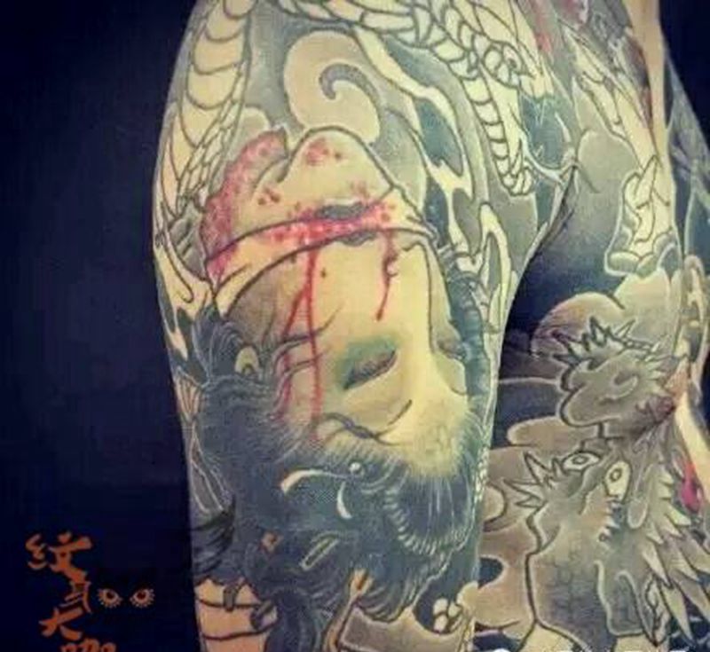 那些老传统!纹身图片_