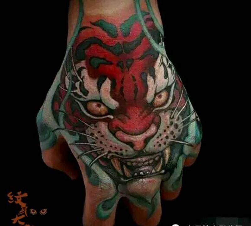 那些传统！纹身图片_