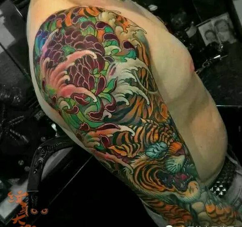 那些传统!纹身图片_