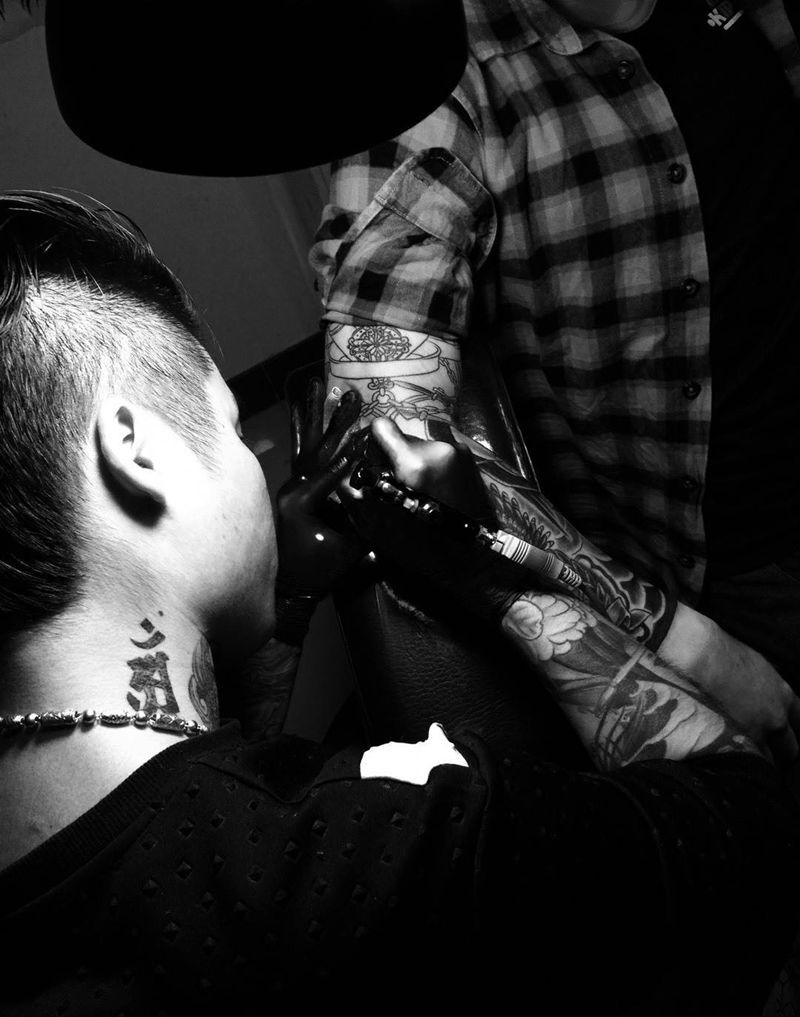 今日工作结束。未完待续!纹身图片_手臂欧美静物植物纹身图案