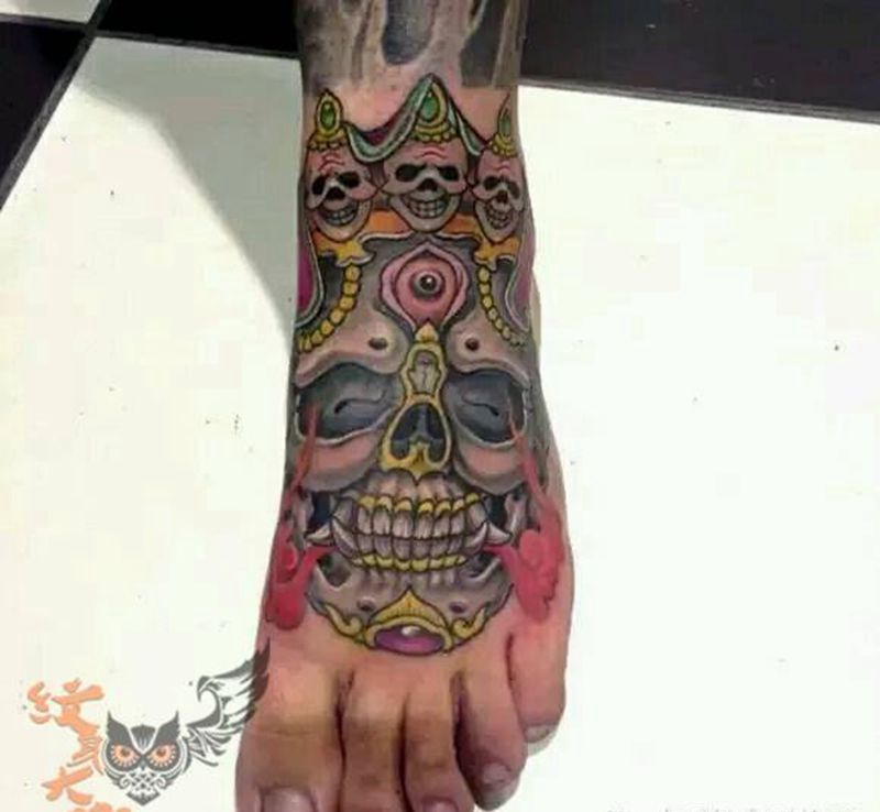 那些传统!纹身图片_脚部传统鬼神宗教纹身图案