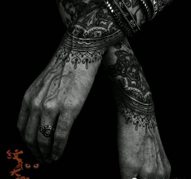 那些点刺！纹身图片_