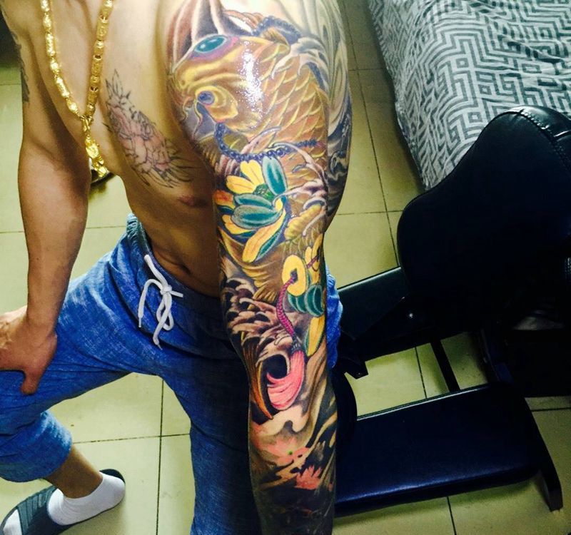 今日工作花臂未完成纹身图片_传统手臂动物植物纹身图案