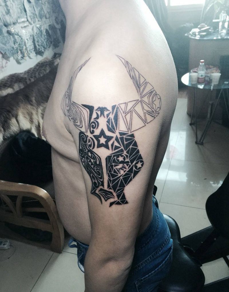 今日工作大臂图腾未完成纹身图片_手臂图腾动物纹身图案