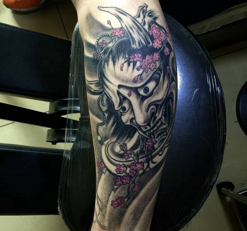 今日工作包小腿完成！纹身图片_成品人物腿部纹身图案