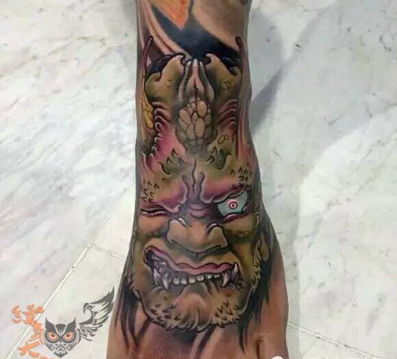 那些传统!纹身图片_脚部传统人物鬼神纹身图案