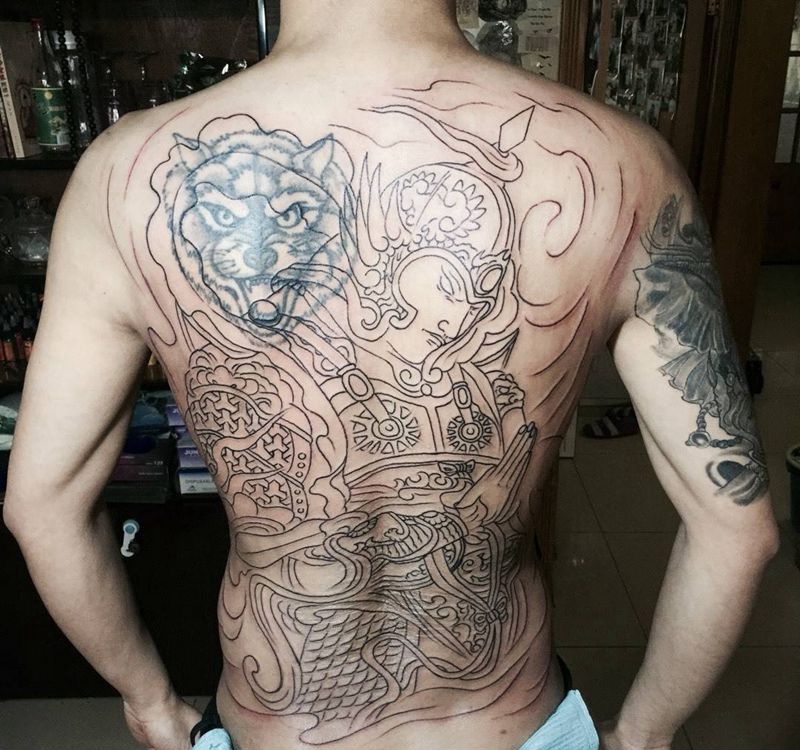 今日工作满背遮盖割线年后继续纹身图片_人物宗教背部传统纹身图案