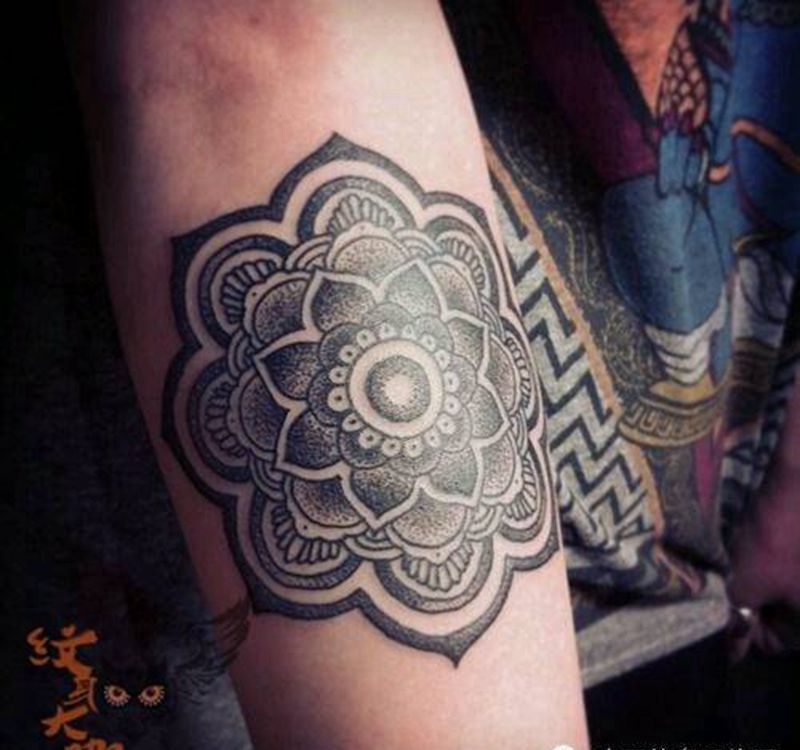 那些点刺！纹身图片_