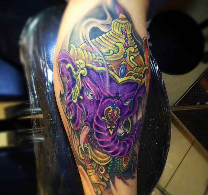 今日作品！彩色象神完成！纹身图片_成品腿部传统宗教动物纹身图案