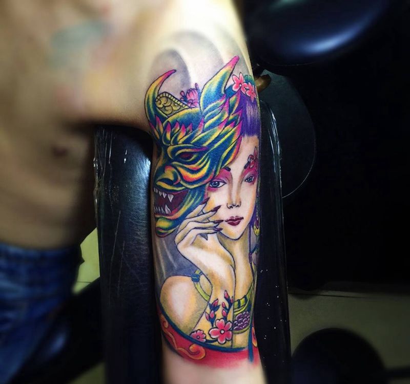 今日工作大臂艺妓完成！纹身图片_